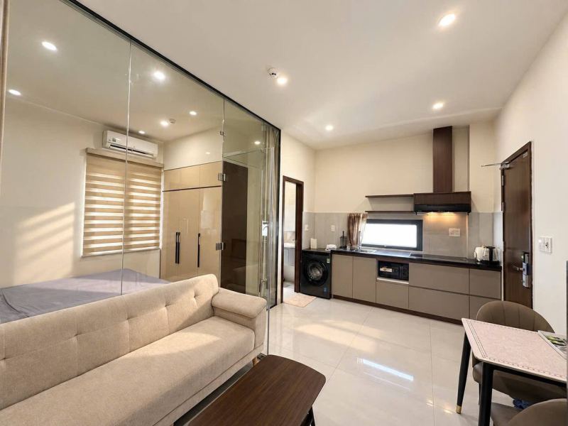 1BR apartment on Vo Nhu Hung near river