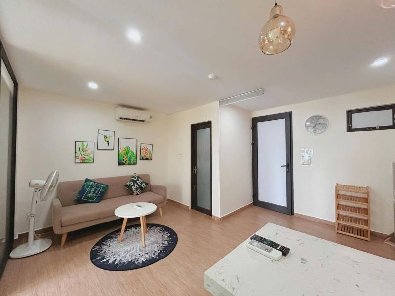 2-bedroom apartment on Nguyen Xuan Khoat Street