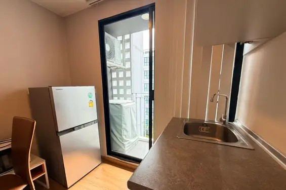 Кондо с 1 спальней в The Cube Loft Srinakarin