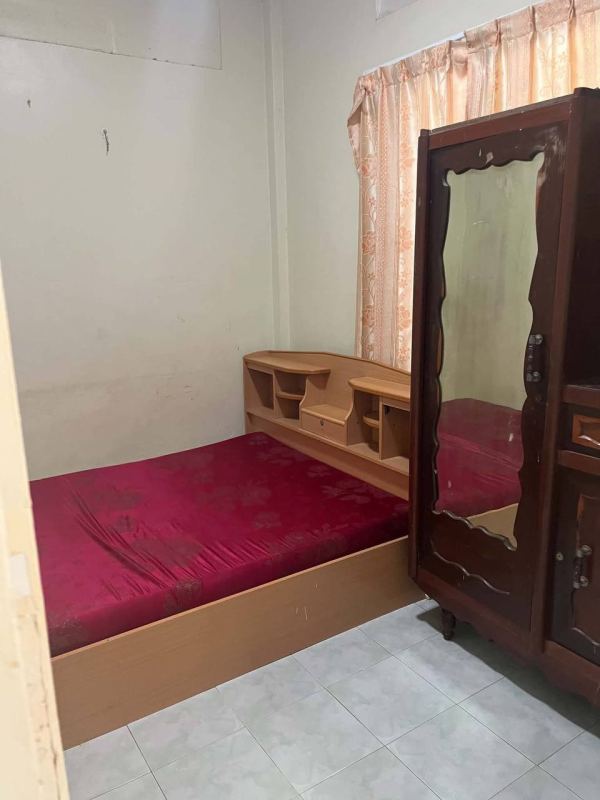 2-bedroom house in CT