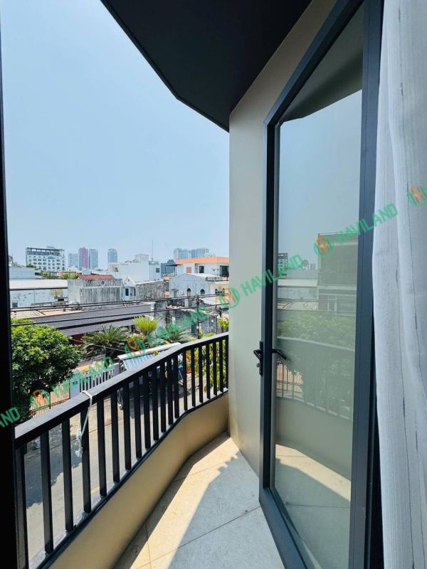 Studio apartment on Pho Duc Chinh street