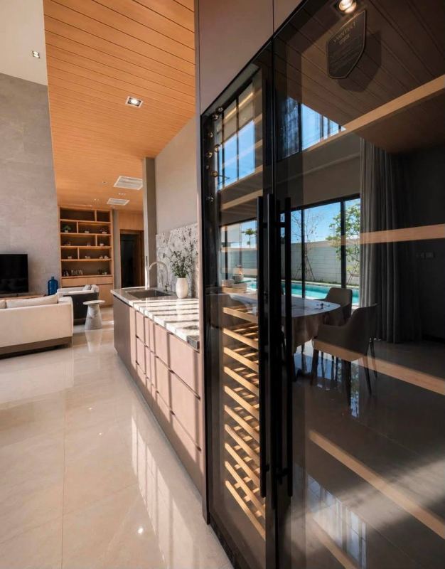 4-Bedroom Luxury Pool Villa in Pattaya