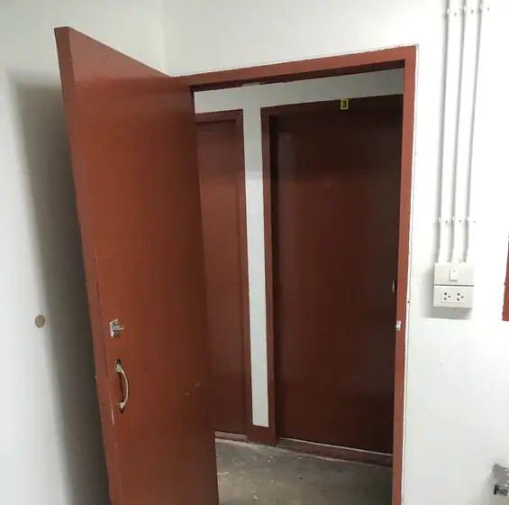 Room in Ratburana