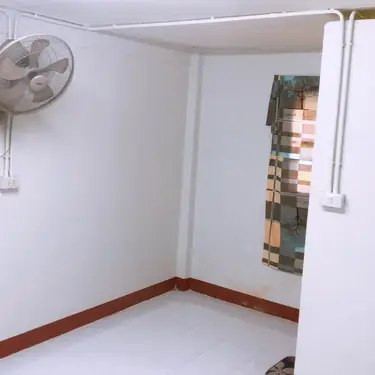 Room in Ratburana