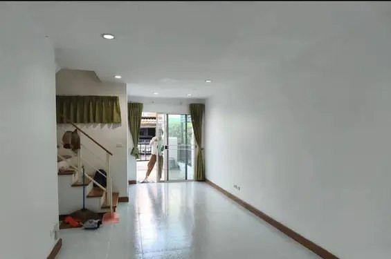 3 Bedroom Townhouse in Pruksa Town Next