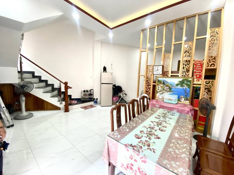 5-floor hotel-style house with 4 rooms, Phuoc Tien