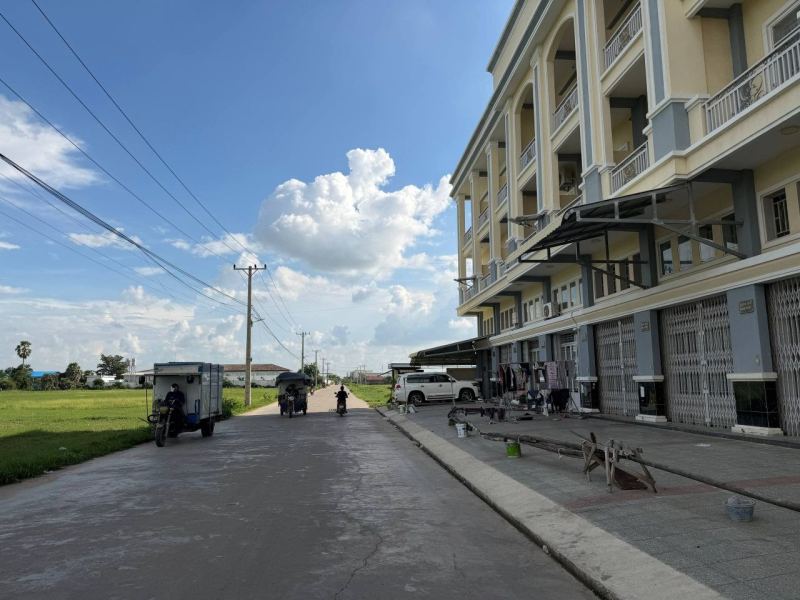 5-bedroom house in Toul Pongro