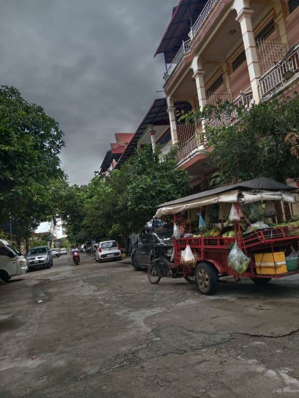 4-bedroom house near Pothi Chintong