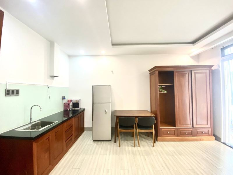 Studio with balcony in Ha Quang 2