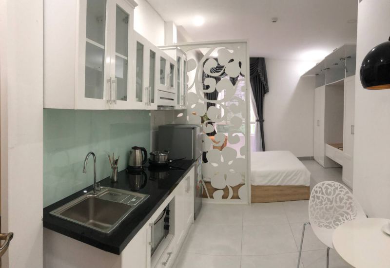 Studio apartment on To Hien Thanh street