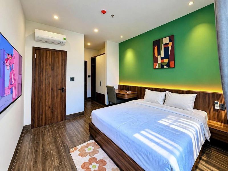 2-Bedroom Apartment on Nguyen Sang Street