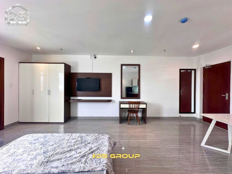 1-bedroom apartment on Van Don street