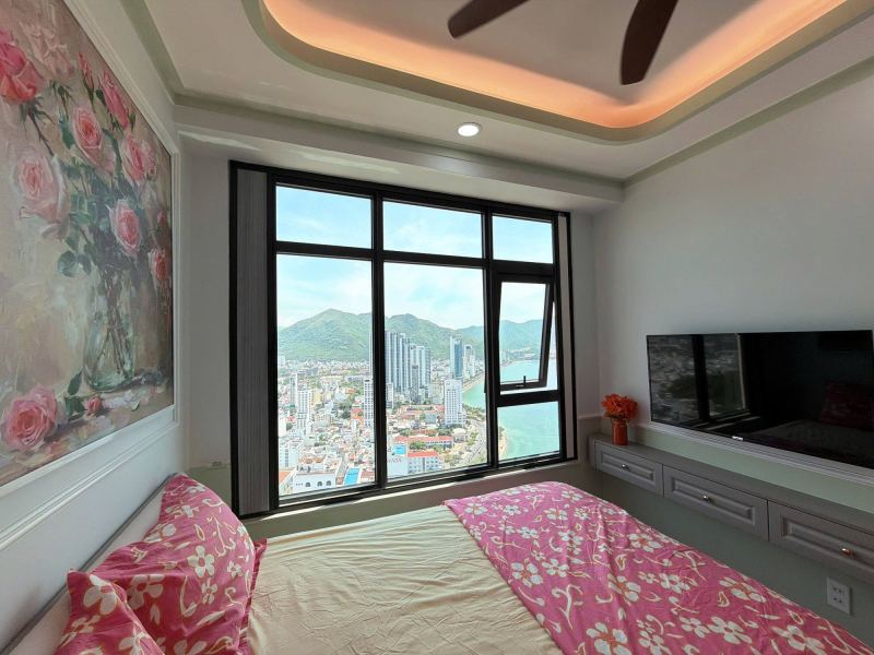 2-Bedroom Apartment in Muong Thanh Oceanus OC1A