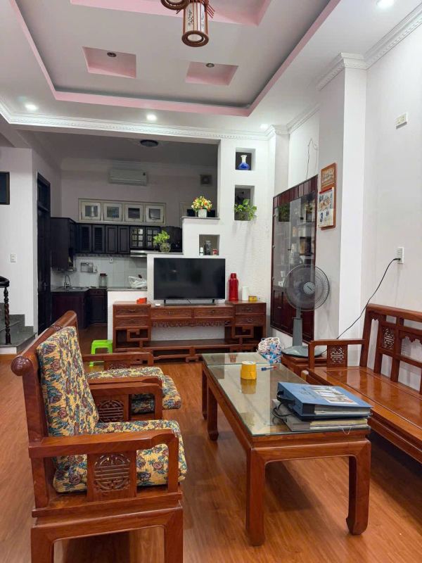 3-Bedroom Private House near Ba Lang Market