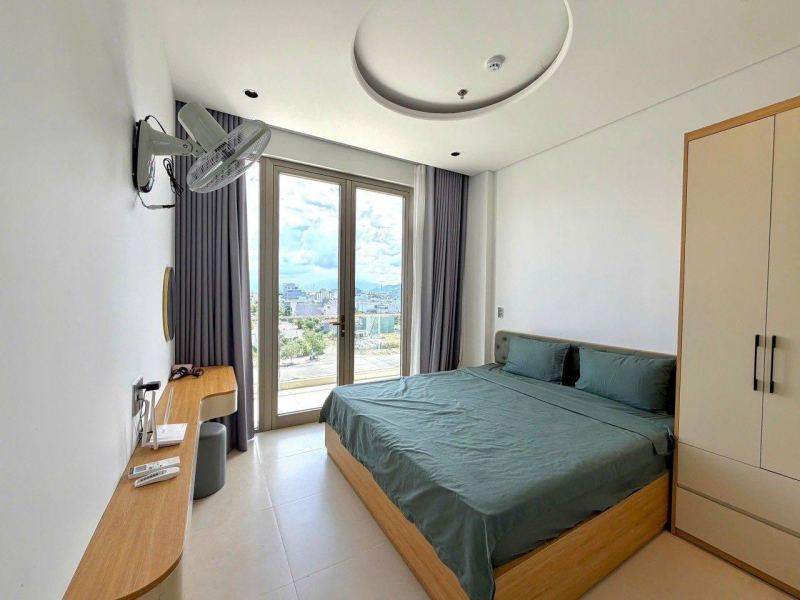 3-bedroom apartment on Nguyen Duc Thuan street