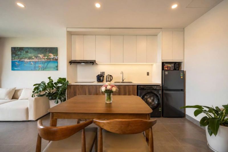 2-Bedroom Apartment with City & Sea View, F172