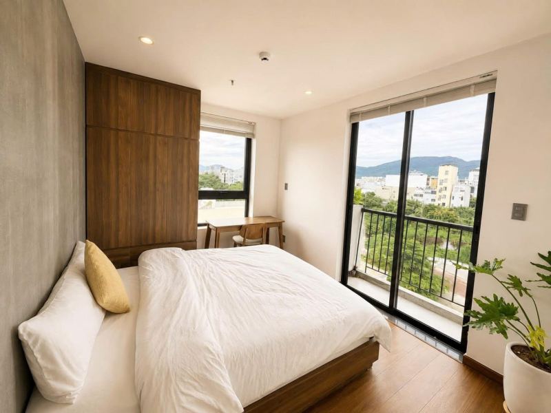 2-Bedroom Apartment F173 with Son Tra Street View