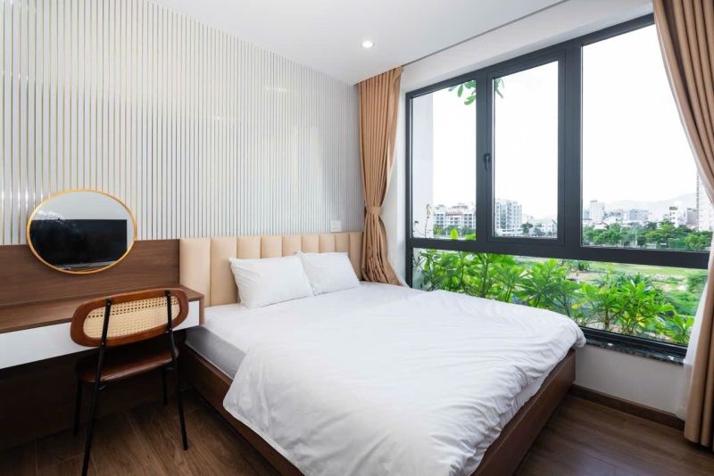 Brand new 2-bedroom apartment with pool in Duong Dinh Nghe street