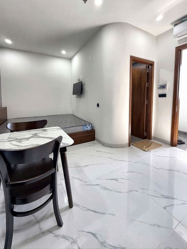 Studio Apartment on Bui Thien Ngo Street