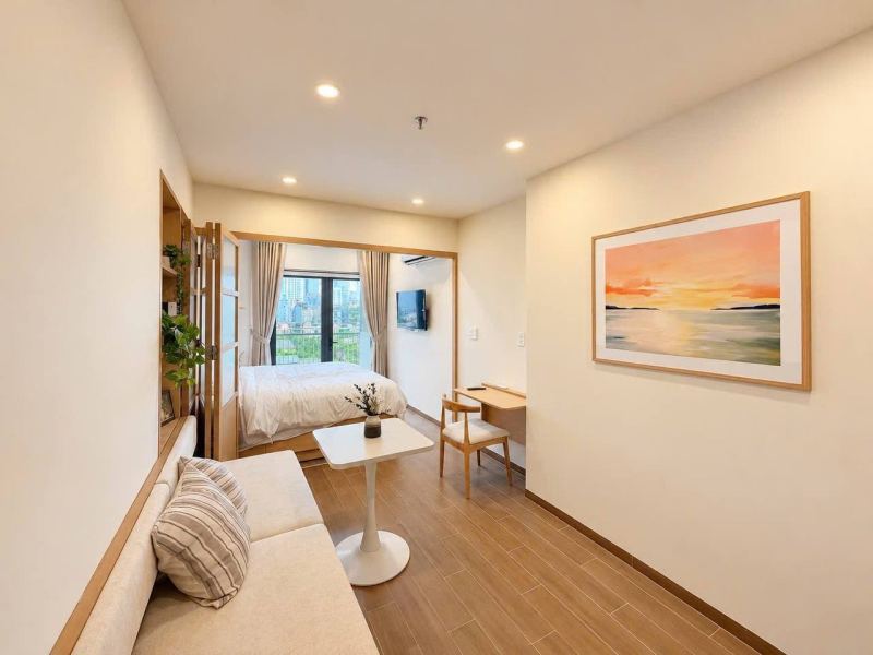 Brand-New 1BR Apartment on Mai Thuc Lan