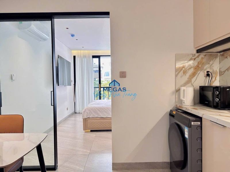 1-Bedroom Apartment with Balcony in Ha Quang 2