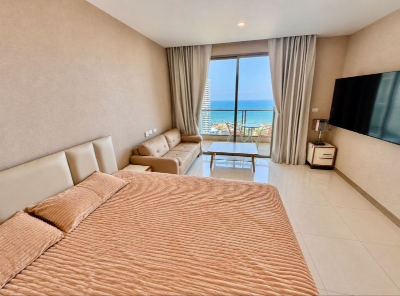 Sea View Studio at The Riviera Jomtien