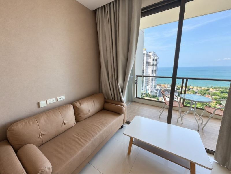 Sea View Studio at The Riviera Jomtien
