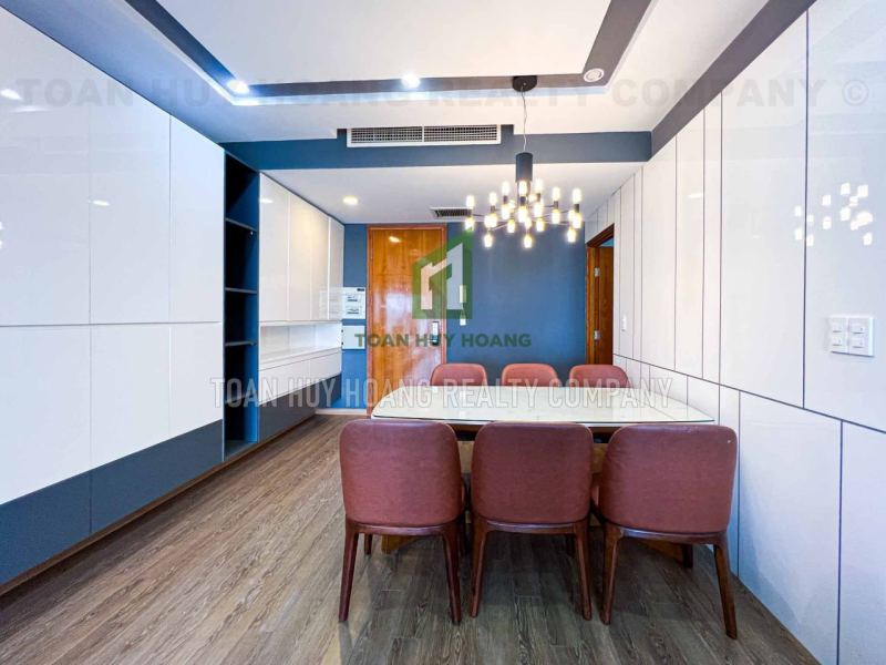 2BR apartment in Indochina Bach Dang