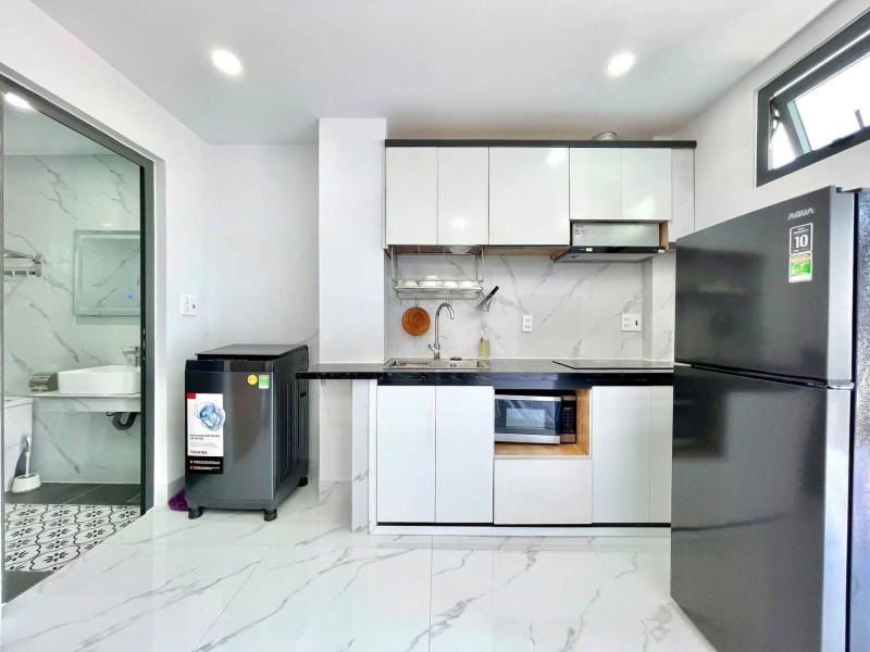 Studio with large balcony in Phuoc Hai
