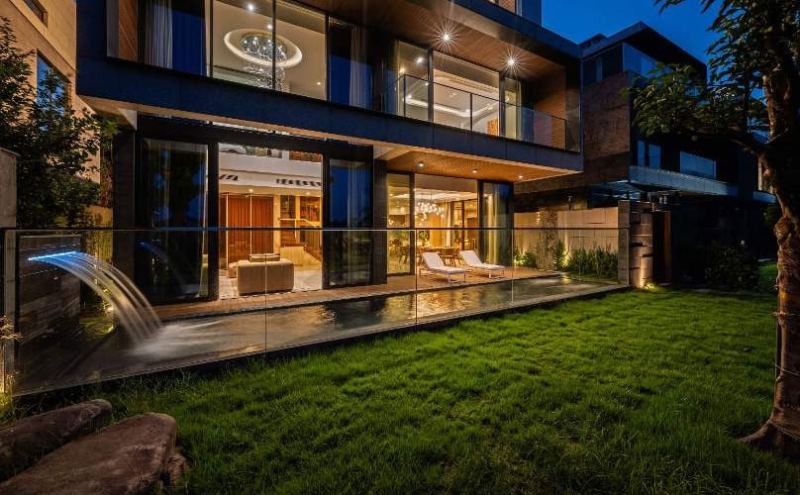 Luxury 6BR Villa One River Co Co River View