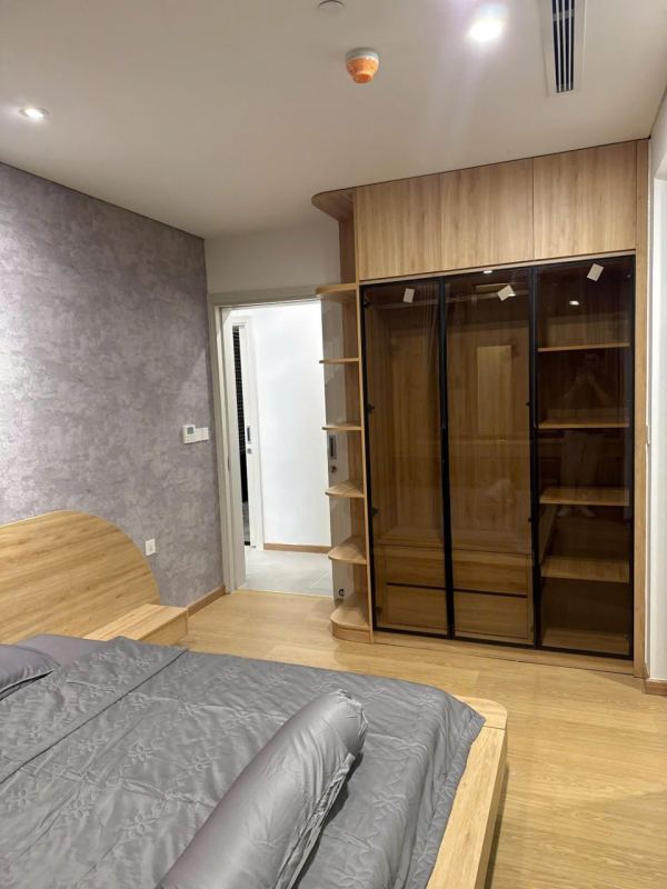 2-Bedroom Apartment in Sam Tower with River View