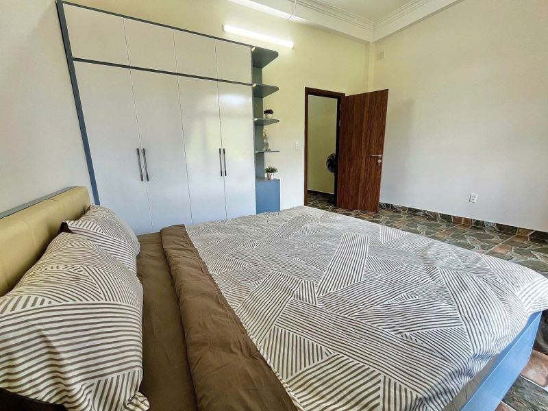 1-bedroom apartment with balcony, Room 301