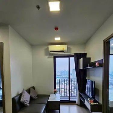 2-bedroom condo at The Privacy Tao Poon Interchange