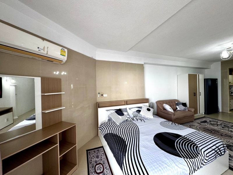 Studio condo near Jomtien Beach, 23rd floor