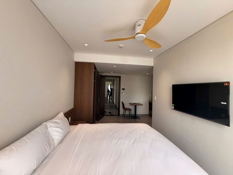 Studio with pool, Room 306, Ba Huyen Thanh Quan street