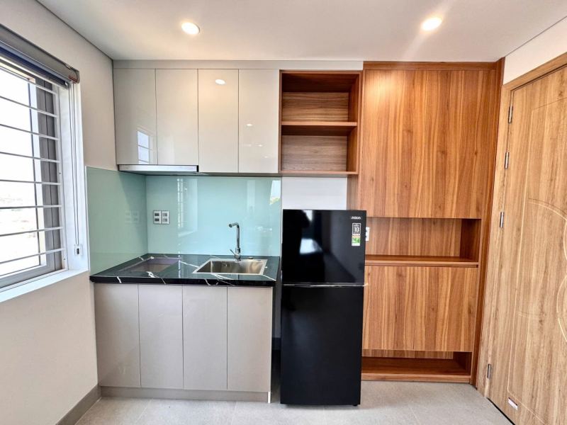 Studio with balcony, Room 302, Khue Bac 1 street