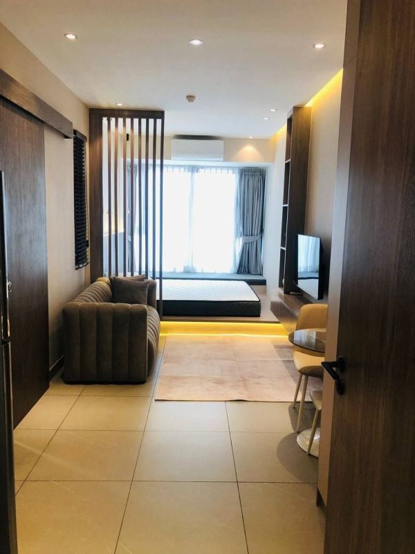 1 Bedroom Condo in Urban Village Phase 2