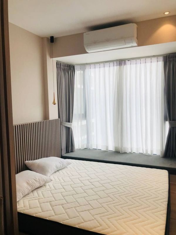 1 Bedroom Condo in Urban Village Phase 2
