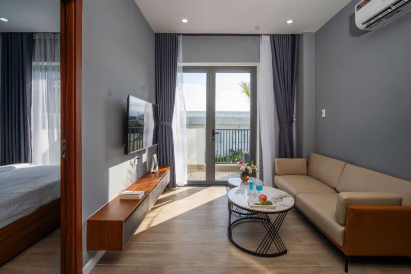 1BR Luxury Apartment with Balcony & Pool in My An