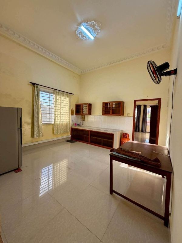 2-Bedroom House on 1st Floor on Street 17BT