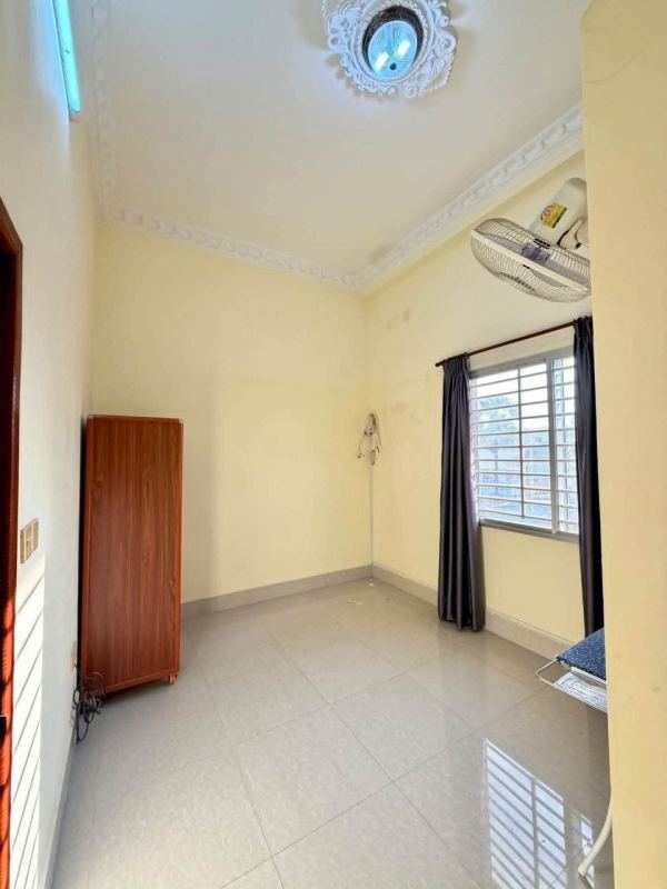 2-Bedroom House on 1st Floor on Street 17BT