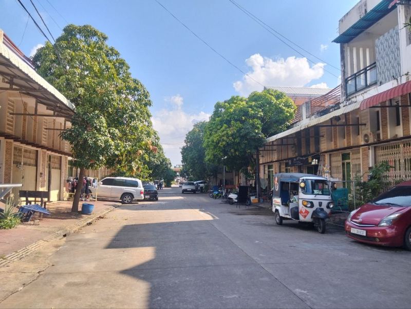2-Bedroom House on Veng Sreng Road