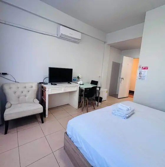 Room in Sin Building