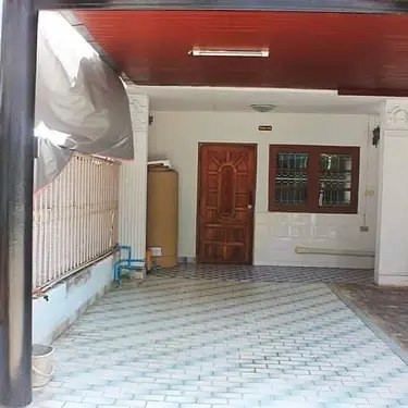 3BR House on Pracha Uthit Road