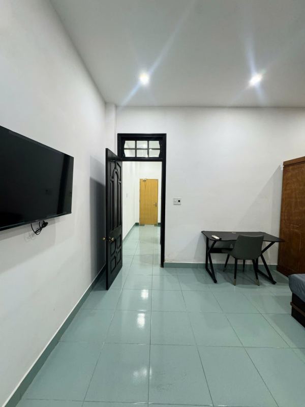 1 Bedroom Apartment on Nguyen Cong Sau Street