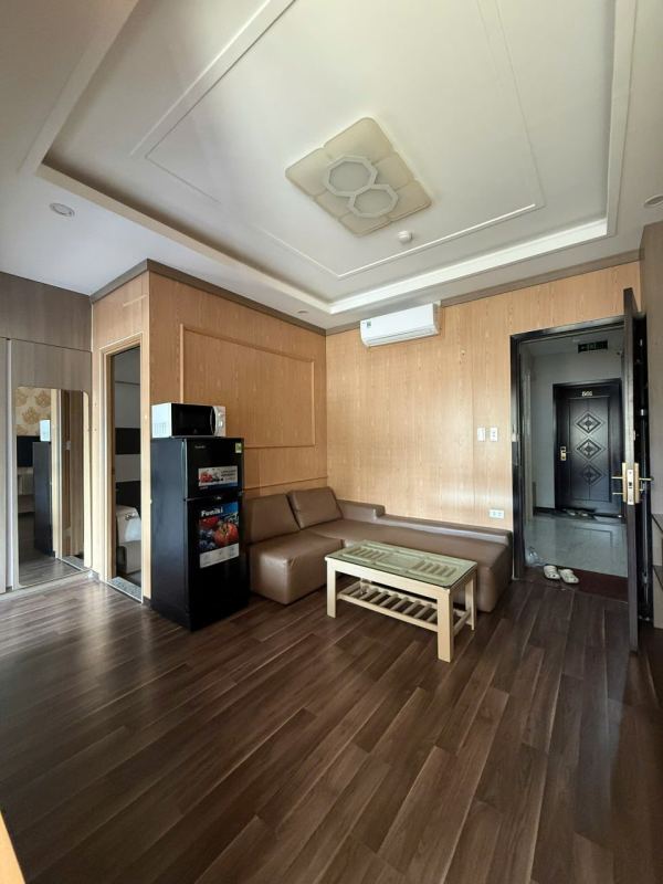 1 Bedroom Apartment on Le Van Huan Street