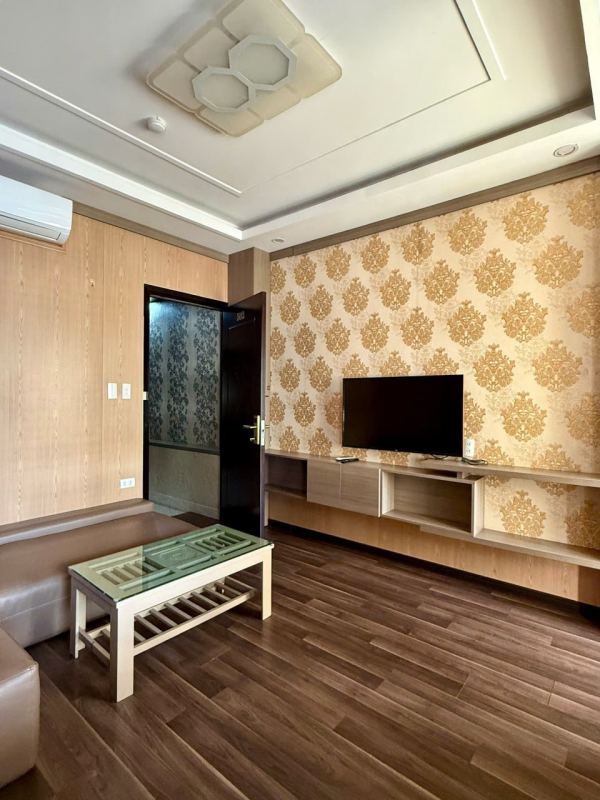 1 Bedroom Apartment on Le Van Huan Street