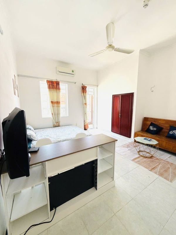 Studio Apartment with Balcony in Central Nha Trang