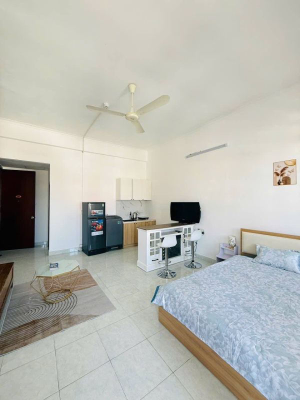 Studio Apartment with Balcony in Central Nha Trang