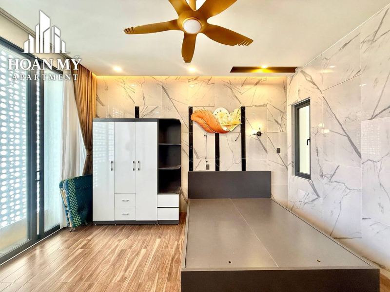 Studio with Balcony near City Center